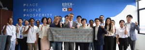Foto hamutuk estrutura KOICA iha edifisiu KOICA Timor Leste 