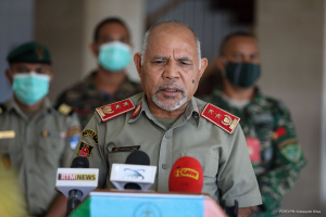 Xefe Estadu Maior FALINTIL Forsa Defeza Timor-Leste (F-FDTL) Maijór Jenerál Lere Anan Timur ko&#039;alia ba Jornalista sira hafoin sorumutuk ho Prezidente da Republika, Dr. Francisco Guterres Lu Olo iha Palasiu Prezidensial Dili