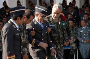 Xanana ho taur tulun Mahuno ne&#039;ebe akompana husi Lu Olo