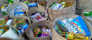 Sesta Bazika prepara ona iha bote hoodi fahe ba benefisiariu sira momenntu balun liuba. 