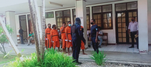 Suspeitu sira ne&#039;ebe deskonfia halo agresaun fiziku hasoru joven Tatto iha kampu Marinir agora iha hela TDD, Kinta (15/3)