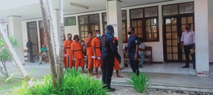 Suspeitu sira ne&#039;ebe deskonfia halo agresaun fiziku hasoru joven Tatto iha kampu Marinir agora iha hela TDD, Kinta (15/3)