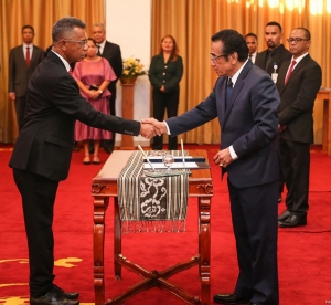 Prezidente da Republika, Dr. Francisco Guterres Lu Olo, ka&#039;er liman ho Embaixador TL ba Japaun, Ilidio Ximenes iha palasiu Prezidensial, (28/01)