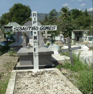 Rate Saudozu Sebastião Gomes iha Semitériu Satan Cruz. 