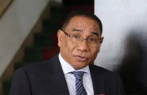 Ministru Justisa (MJ), Manuel Cárceres da Costa.