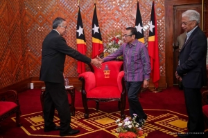 Prezidente Parlamentu Nasional, Arao Noe de Jesus Amaral hasoru malu ho Prezidente da Republika iha Palasiu prezidensial (19/2)
