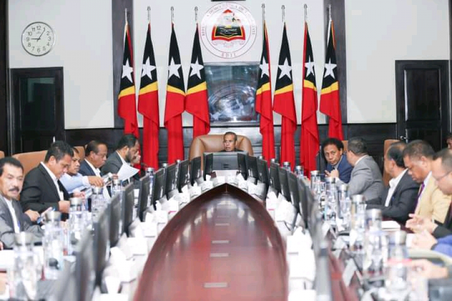 Reuniaun konsellu ministru.