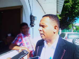 Reitor Institute of Business (IOB) Augusto da Conceição  Ko&#039;alia hela ho Jornalista sira hafoin remata sorumutuk ho Komisaun G iha parlamentu Nasional (8/7)