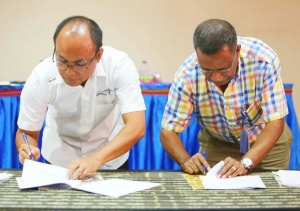 Reprezentante SEFOPE-STP Bali Asina hela Akordu iha Dili, (28/10)