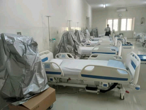 Ekipamentus Ne&#039;ebé Apoiu Husi Banku Dezenvolvimentu Asia Ba Ministeru Saúde iha Hospital Lahane. tersa(2/3)