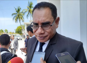 Ministru Justisa (MJ) Manuel Cárcres Ko&#039;alia hela ho jornalista sira iha PG tempu balun ba kotuk