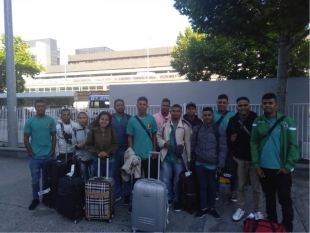 Photo: Servisu nain husi Timor-Leste iha Melbourne uluk sira viajem ba sira nia servisu fatin 