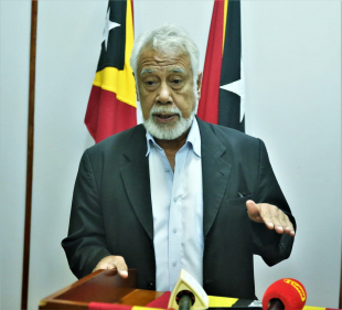 Primeiru-Ministru (PM), Kay Rala Xanana Gusmão.