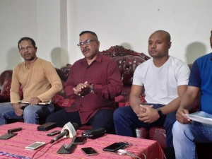 Konselleiru Maximu partidu KHUNTO, jose dos Santos Naimori ko&#039;alia ba midia haleu husi estrutura prinsipal Partidu iha sede Manleu Ana (30/4)