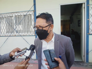 Diretór Ezekutivu Centro Nacional Chega (CNC), Hugo Maria Fernandes ko&#039;alia hela ba media sira iha Parlamentu Nasional, sesta (11/06).
