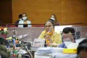 Xefe Bankada Kmanek Haburas Unidade Nasional Timor Oan (KHUNTO), Olinda Guterres.